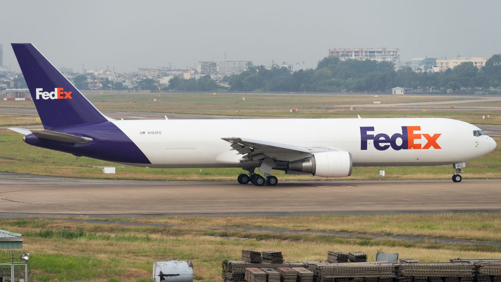 FedEx Clark Gateway Hub